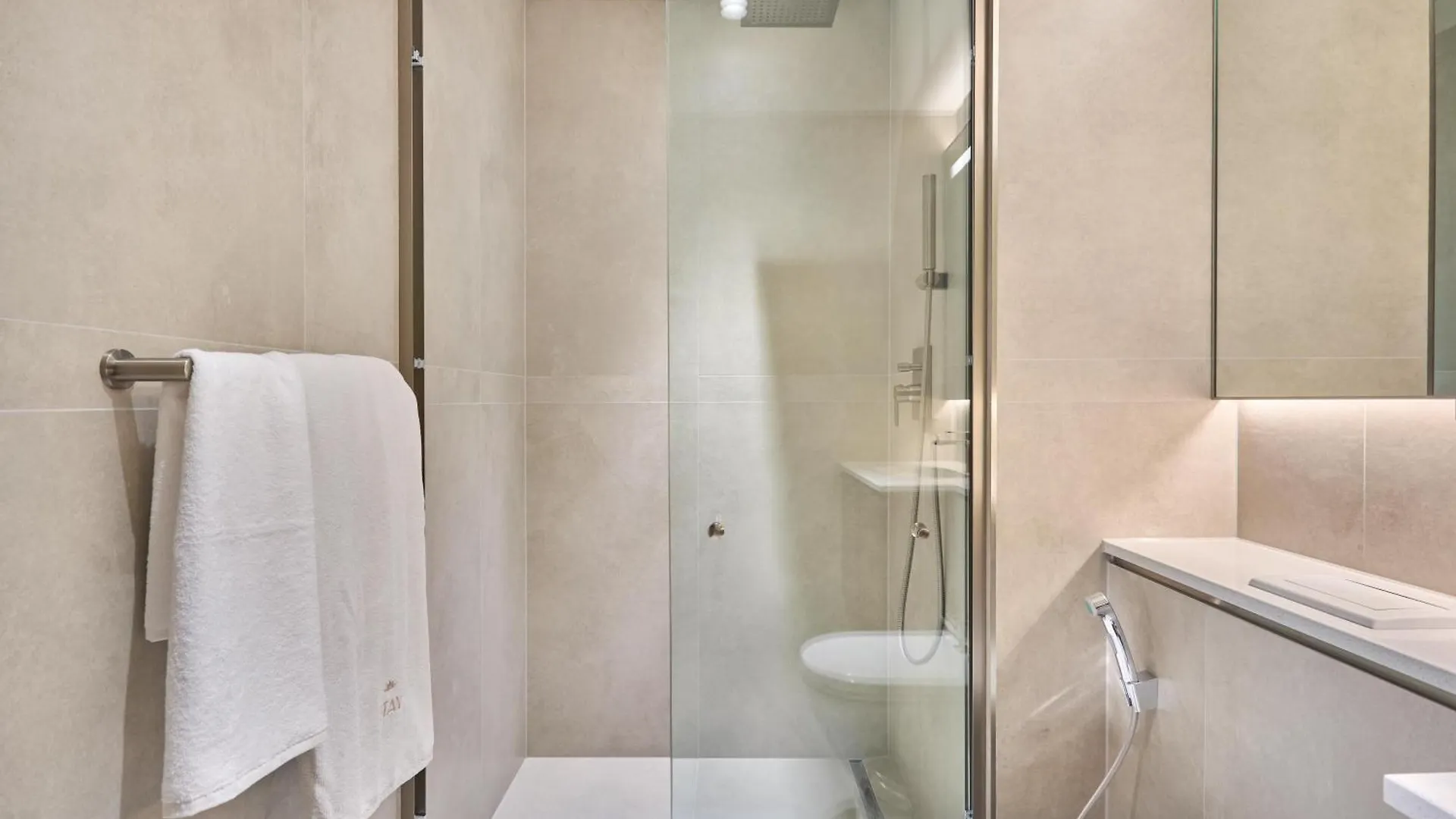 Stay By Latinem Luxury 1Br Holiday Home Cvg 710 Near Burj Khalifa Dubai 0*,  United Arab Emirates